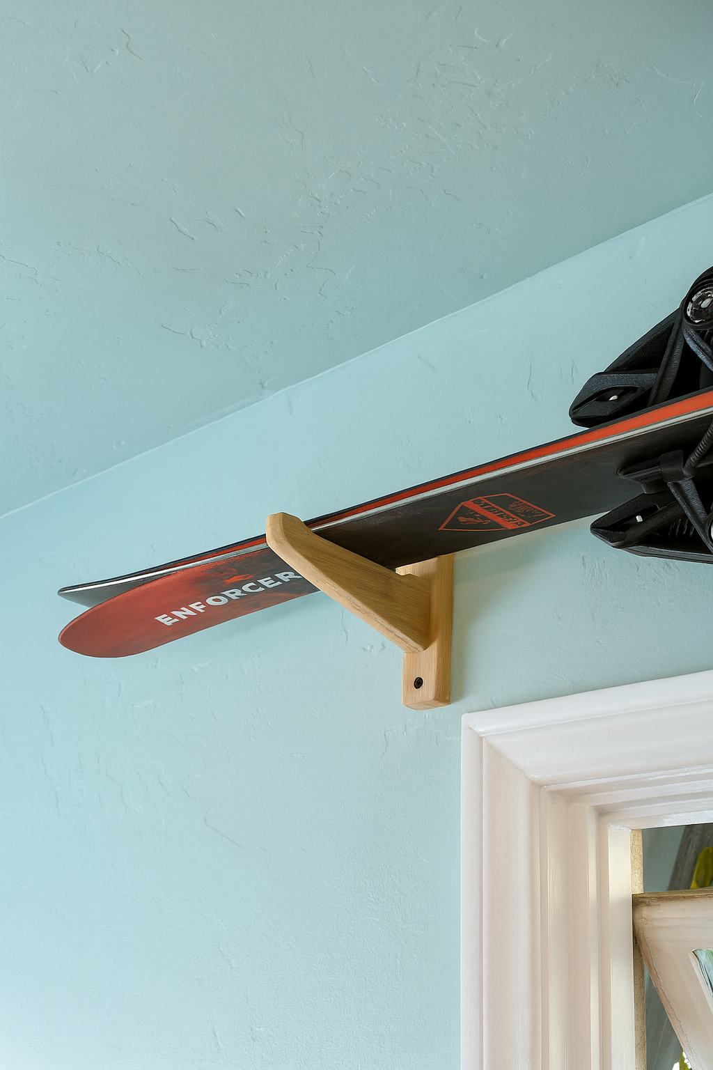 Single Ski Wall Rack